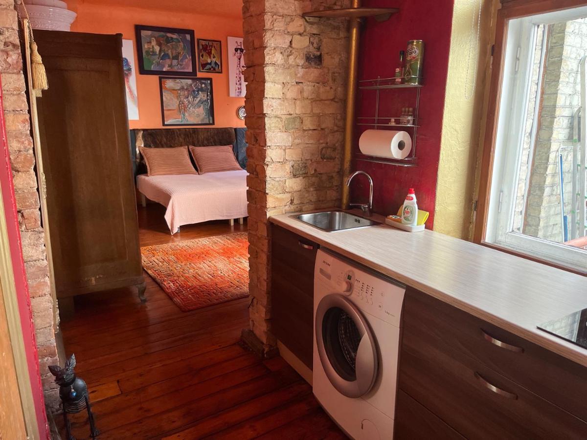 Vintage Studio In The Center Apartment